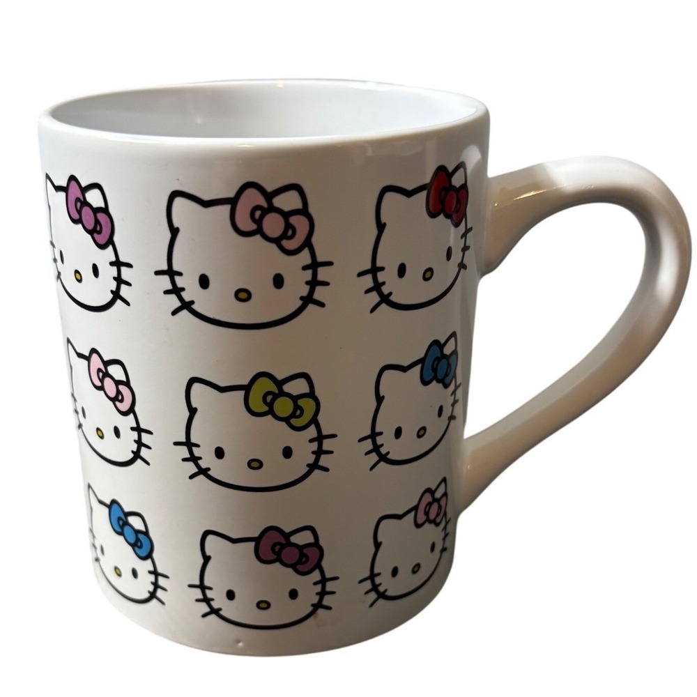 Sanrio Hello Kitty Coffe Mug White with Multiple‎ Hello Kitty Faces 14oz Ceramic